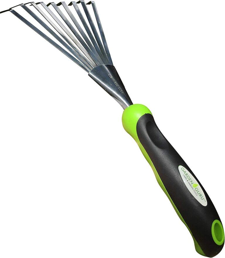 Best Tool for Spreading Mulch 4 Great Options